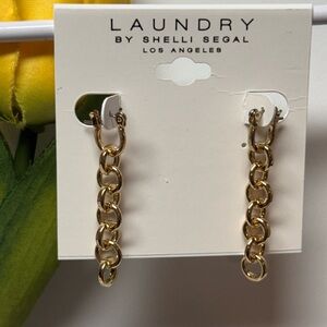 Laundry By Shelli Segal Gold Link Earrings 1.75 inch